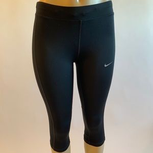 Nike Dri-Fit Capri Leggings